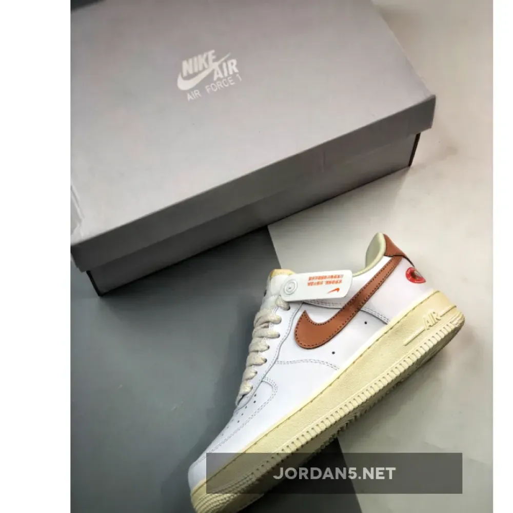 Nike Air Force 1 White/Archaeo Brown-Coconut Milk  DJ9943-101