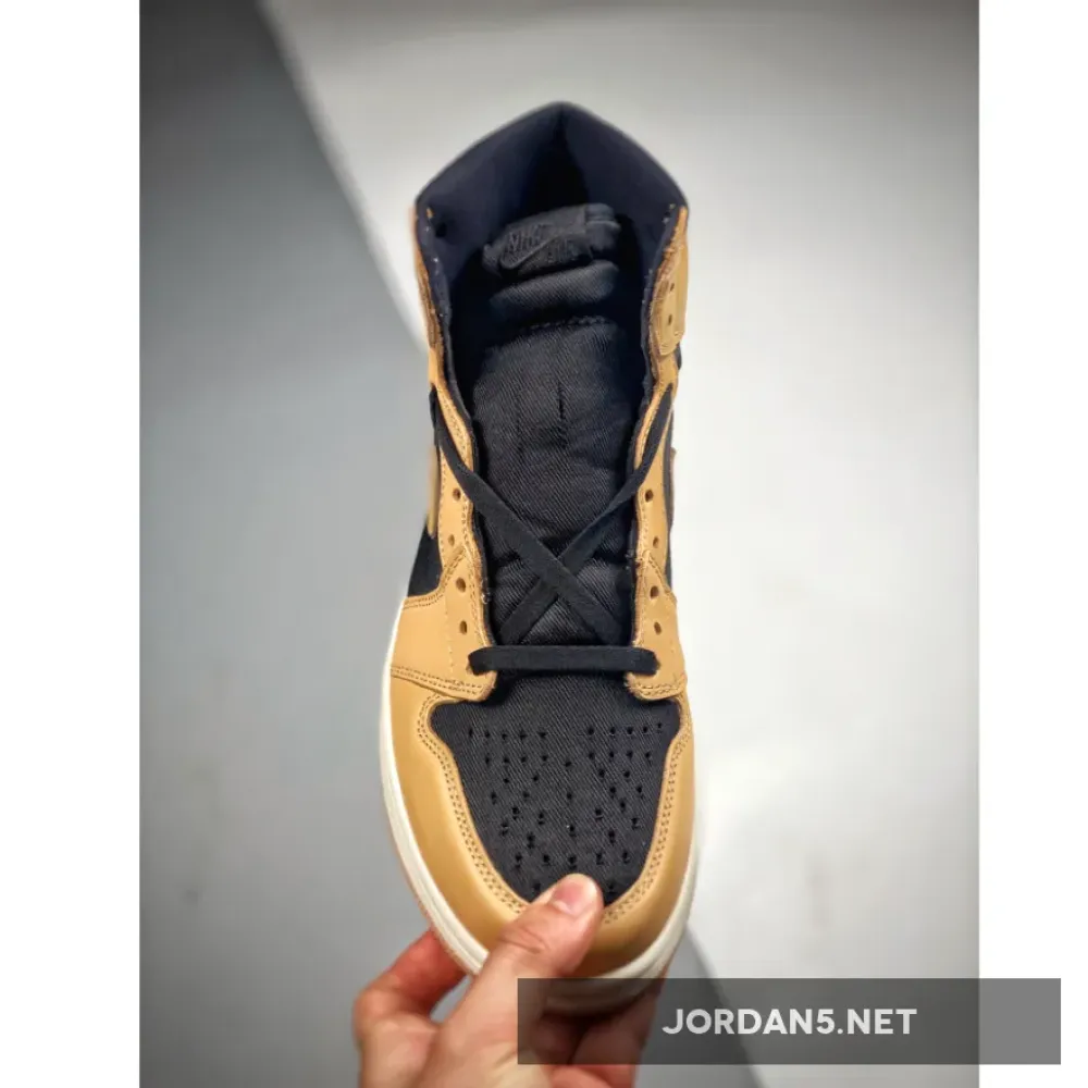 Air Jordan 1 Retro High OG “Heirloom” Vachetta Tan/Black/Sail  555088-202