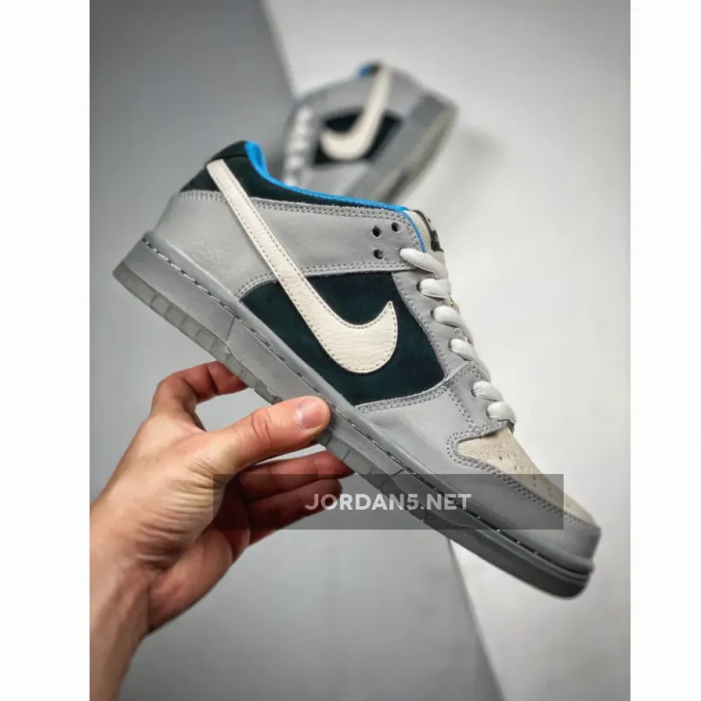 Premier x Nike SB Dunk Low Cool Grey/White-Wolf Grey-University Blue 313170-014