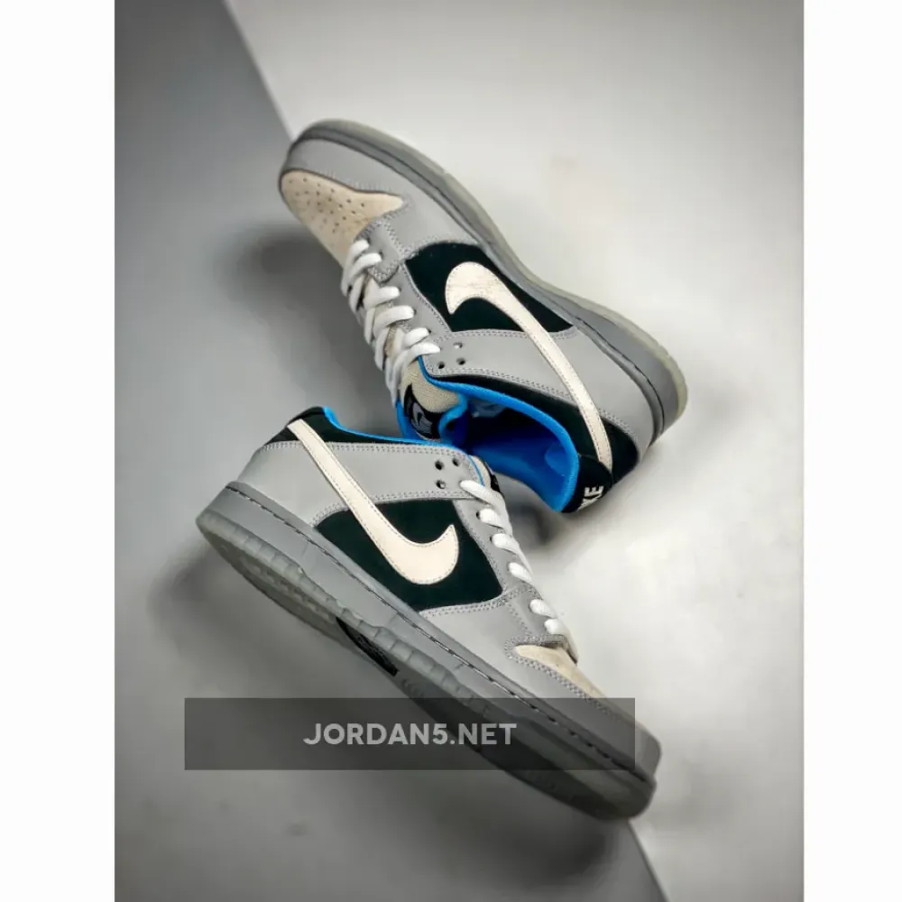 Premier x Nike SB Dunk Low Cool Grey/White-Wolf Grey-University Blue 313170-014