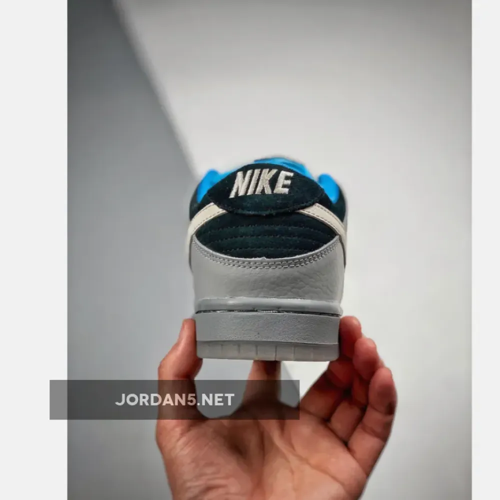 Premier x Nike SB Dunk Low Cool Grey/White-Wolf Grey-University Blue 313170-014