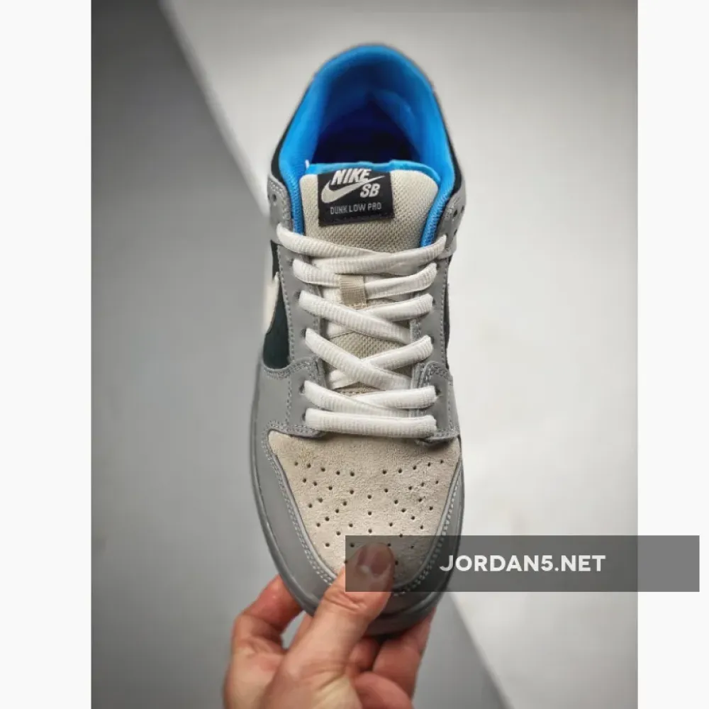 Premier x Nike SB Dunk Low Cool Grey/White-Wolf Grey-University Blue 313170-014