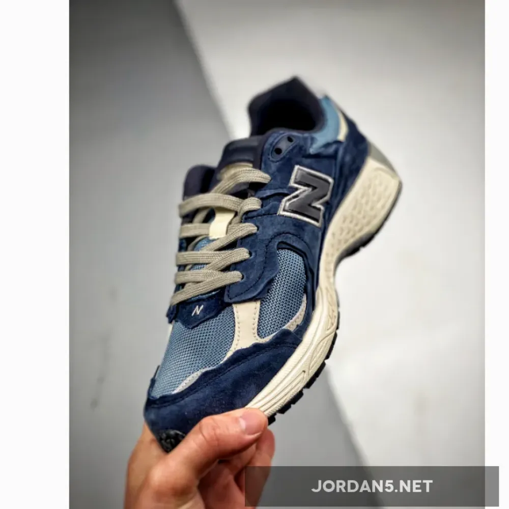 New Balance 2002R Protection Pack Dark Navy Grey M2002RDF