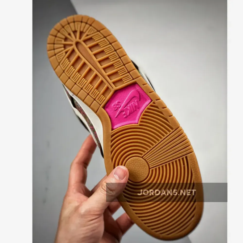 Nike SB Dunk Low “Paisley” Brown/Burgundy-Green-Pink  DH7534-200