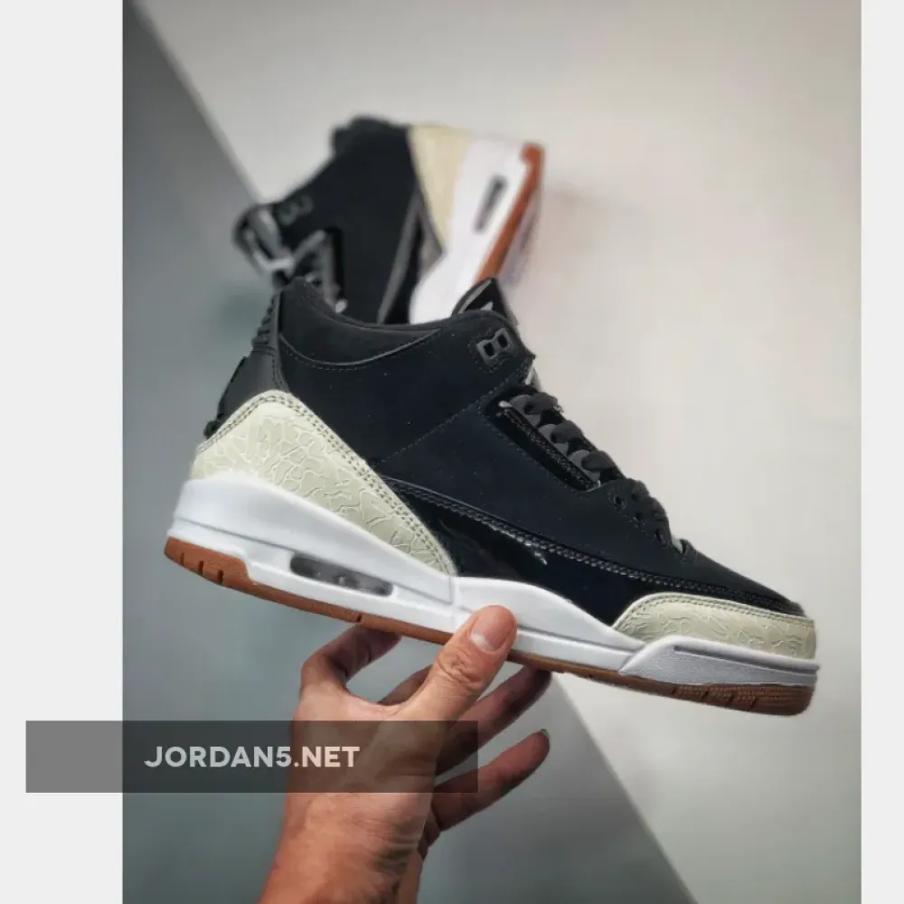 Air Jordan 3 Retro “Black White Gum”  441140-022