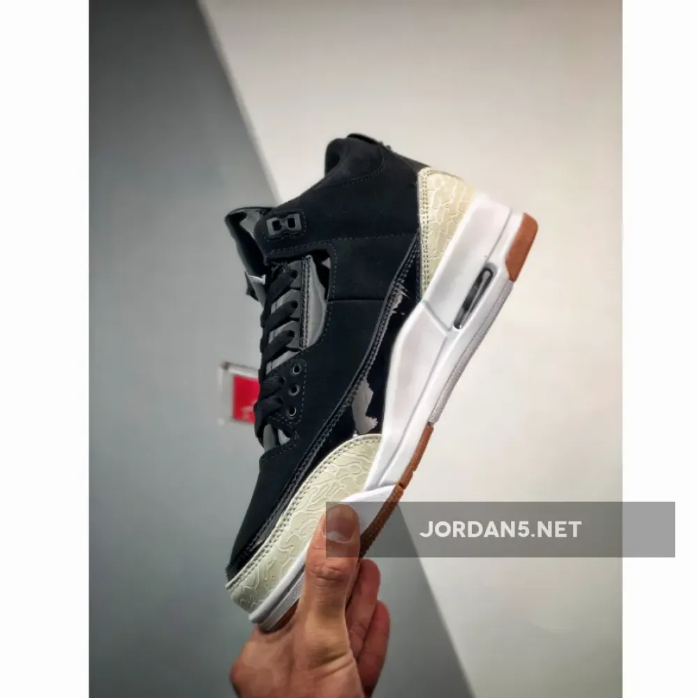 Air Jordan 3 Retro “Black White Gum”  441140-022