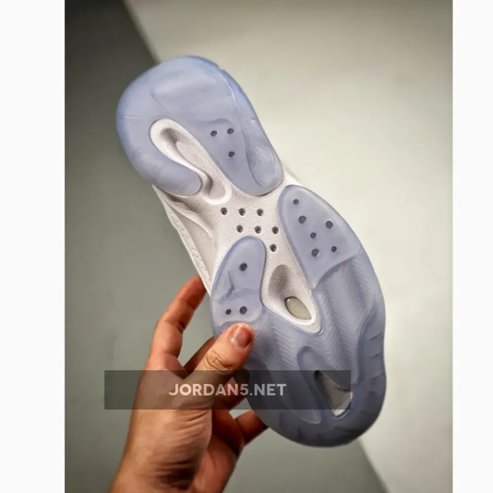 Air Jordan 11 CMFT Low ‘Legend Blue’ DO0751-100