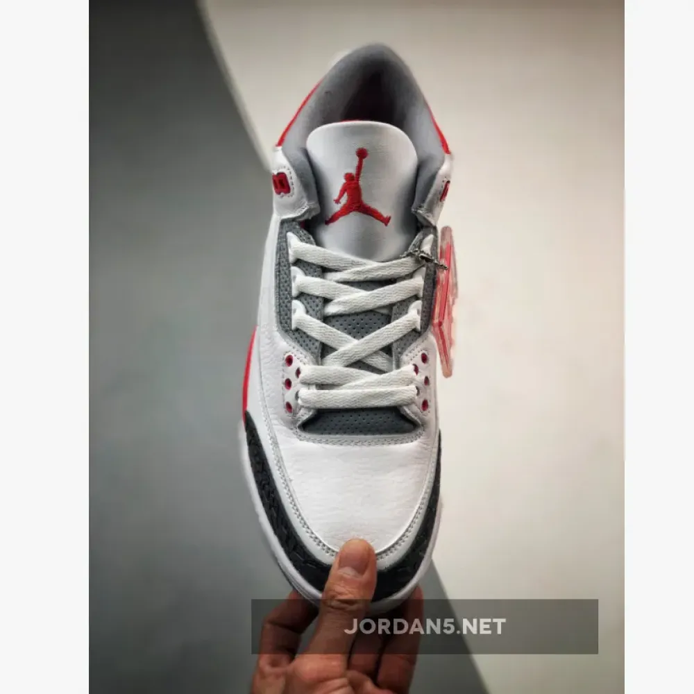 Air Jordan 3 White/Fire Red-Silver-Black 136064-120