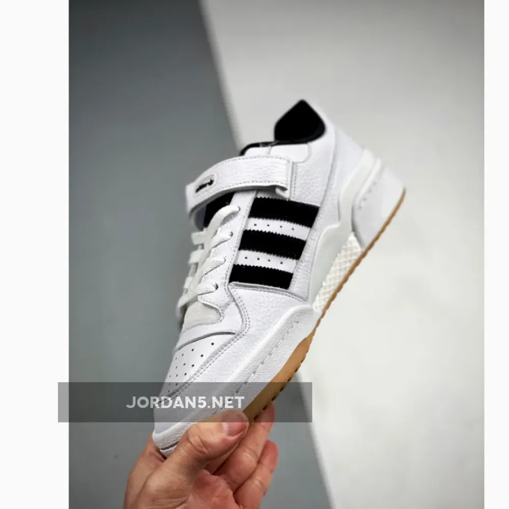 adidas Forum Low Cloud White/Core Black/Gum H01924
