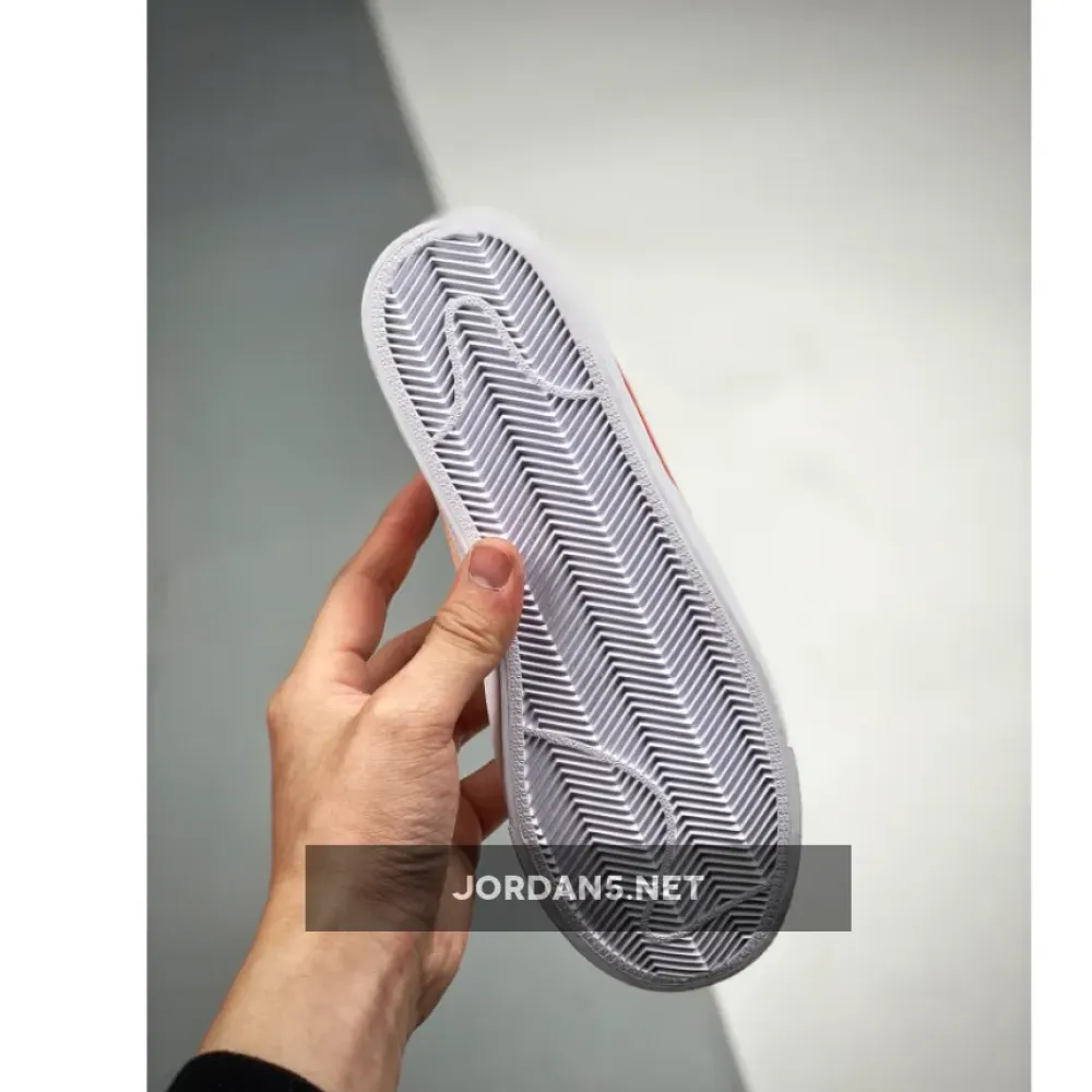 Nike Blazer Mid ’77 White/Black/Pink Oxford CZ1055-118