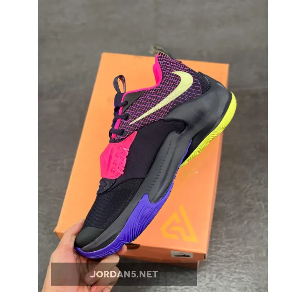 Nike Zoom Freak 3 Cave Purple/Light Lemon Twist/Pink Blast DA0694-500
