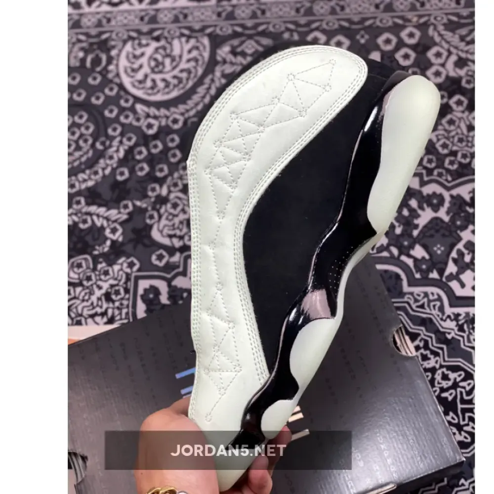 Air Jordan 13 Low ‘Singles Day’ Black/Barley Green  DM0803-300