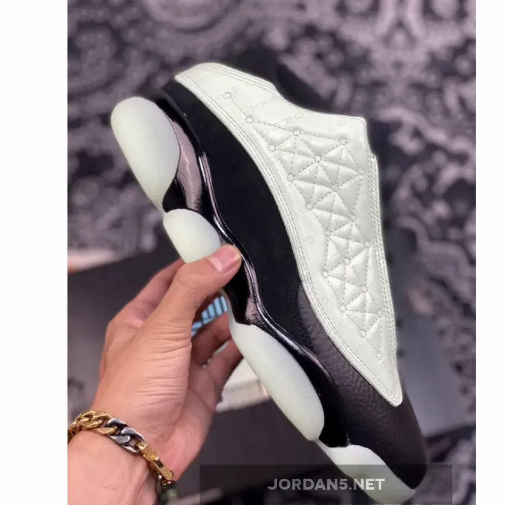 Air Jordan 13 Low ‘Singles Day’ Black/Barley Green  DM0803-300