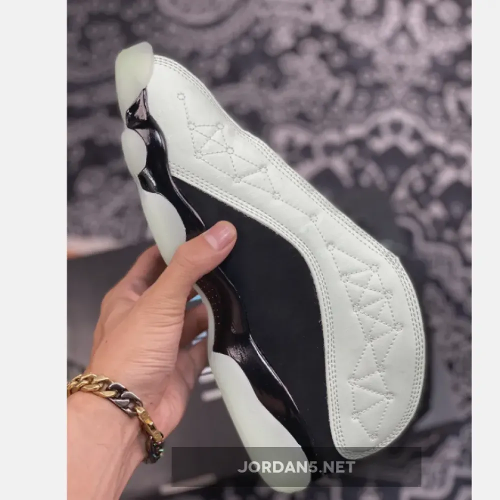 Air Jordan 13 Low ‘Singles Day’ Black/Barley Green  DM0803-300