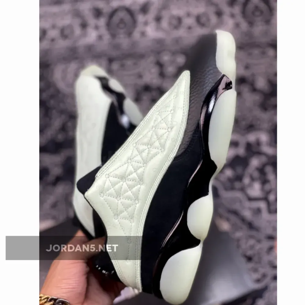 Air Jordan 13 Low ‘Singles Day’ Black/Barley Green  DM0803-300