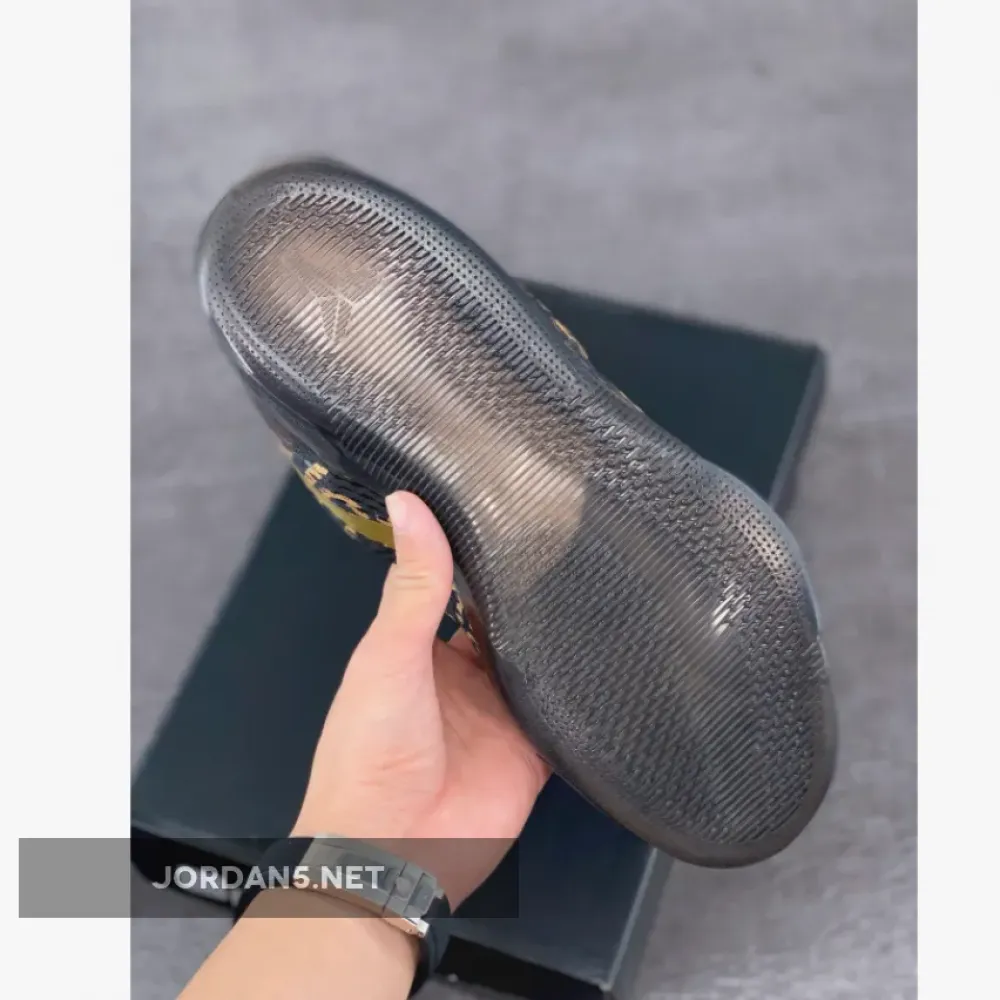 Nike Kobe 11 Elite Low ID “Mamba Day” 865773-991