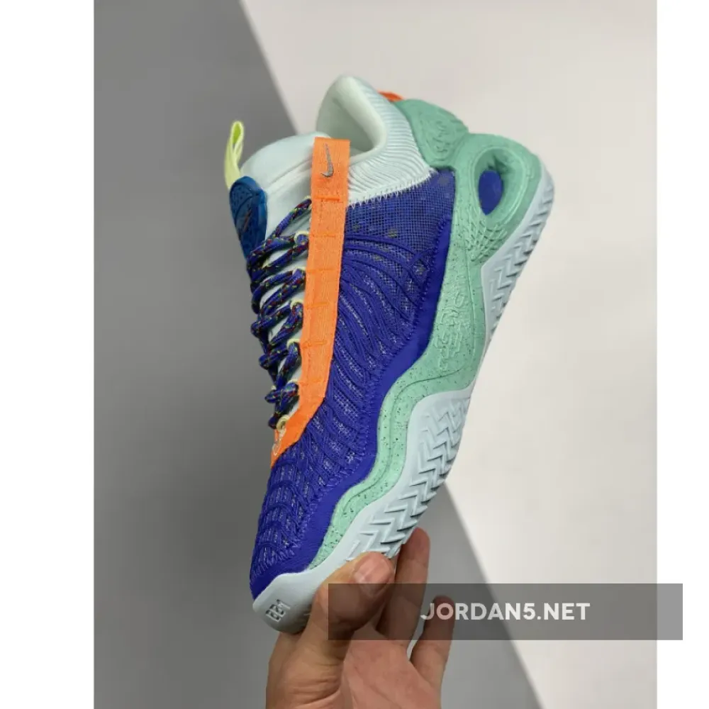 Nike Cosmic Unity “Amalgam”  DA6725-500