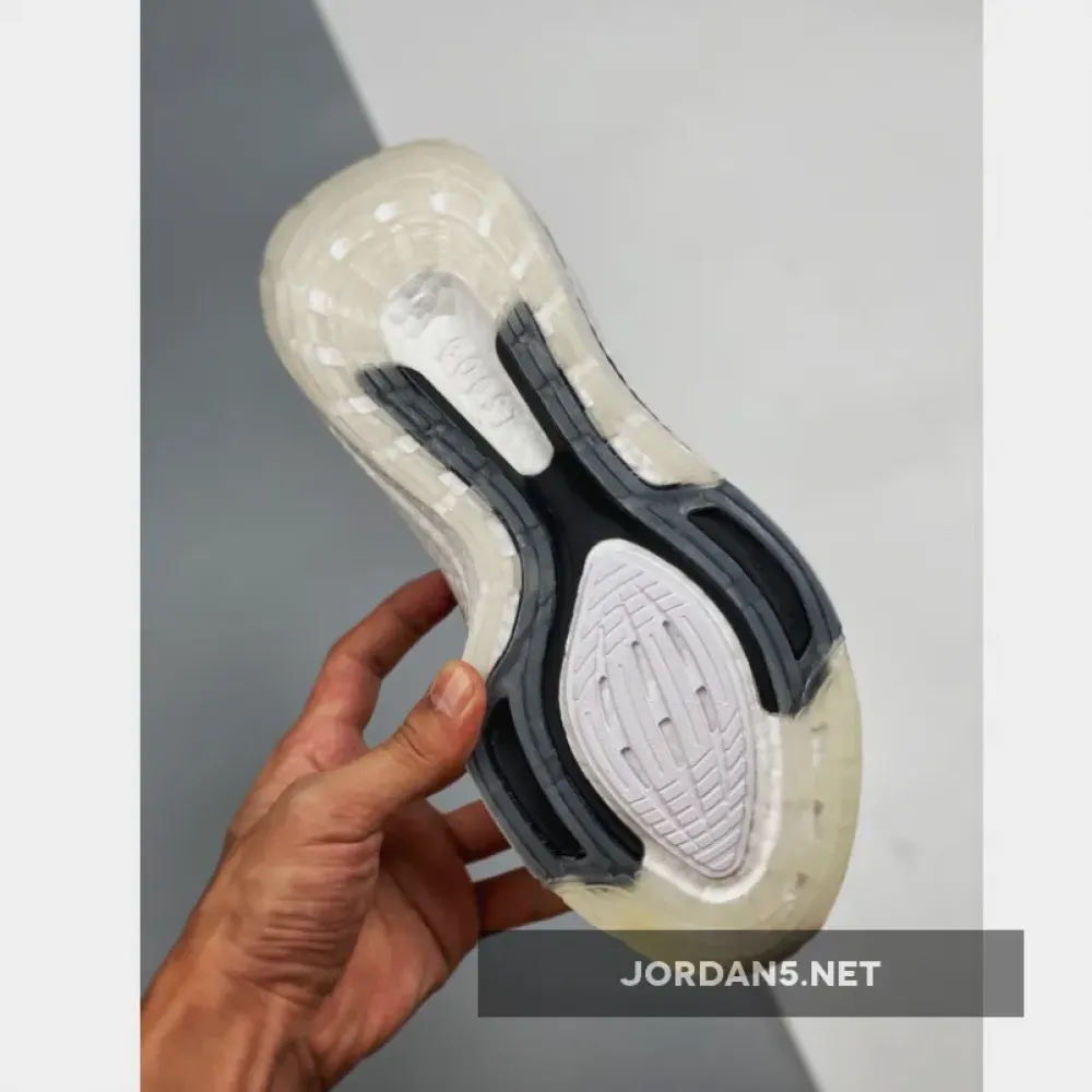 adidas Ultra Boost 2021 Primeblue Non Dyed/Black/Night Flash FY0838