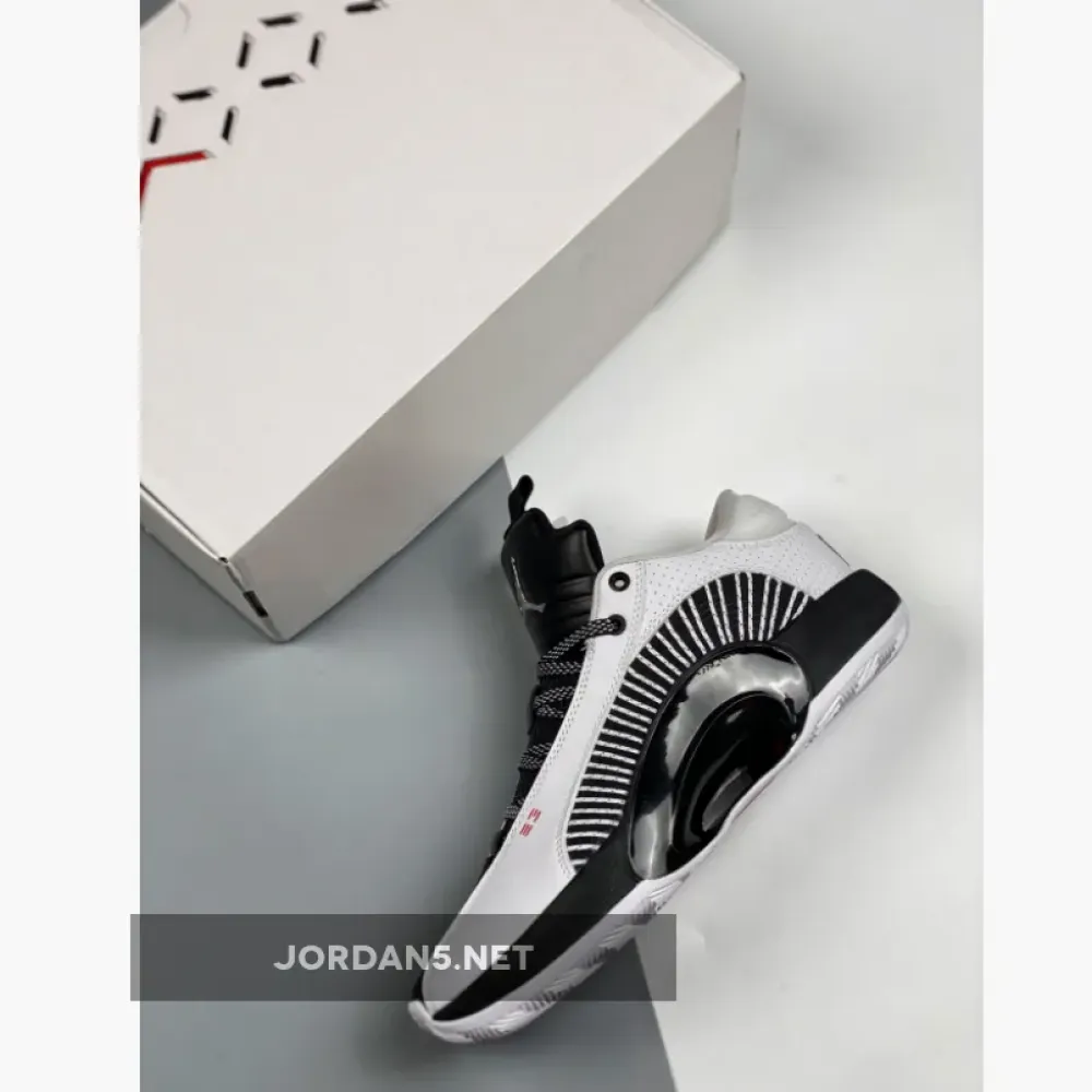 Air Jordan 35 Low ‘Black White’  CW2460-101