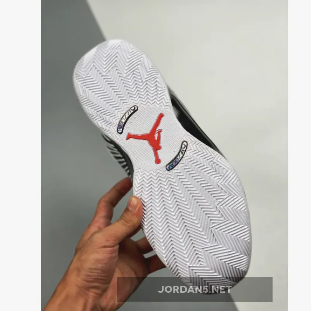 Air Jordan 35 Low ‘Black White’  CW2460-101