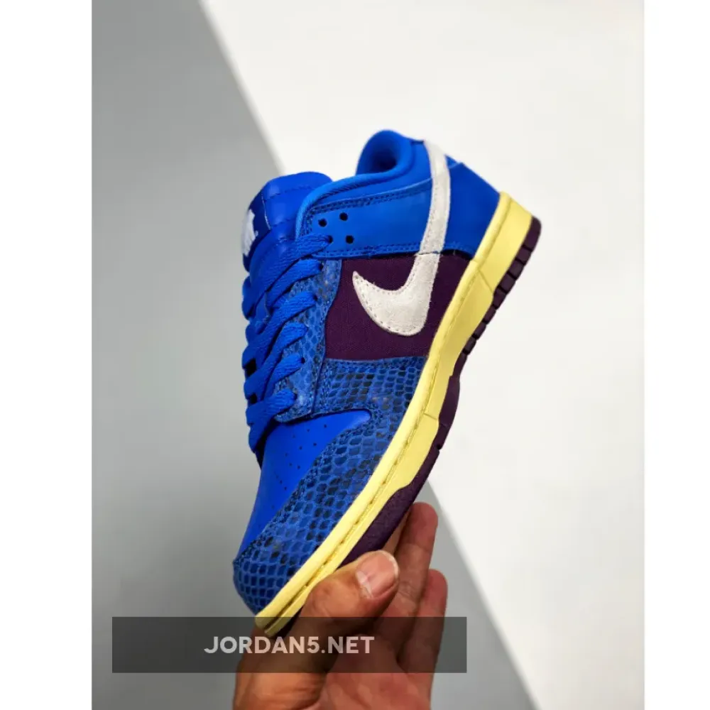 Undefeated x Nike Dunk Low Royal/Purple-White DH6508-400