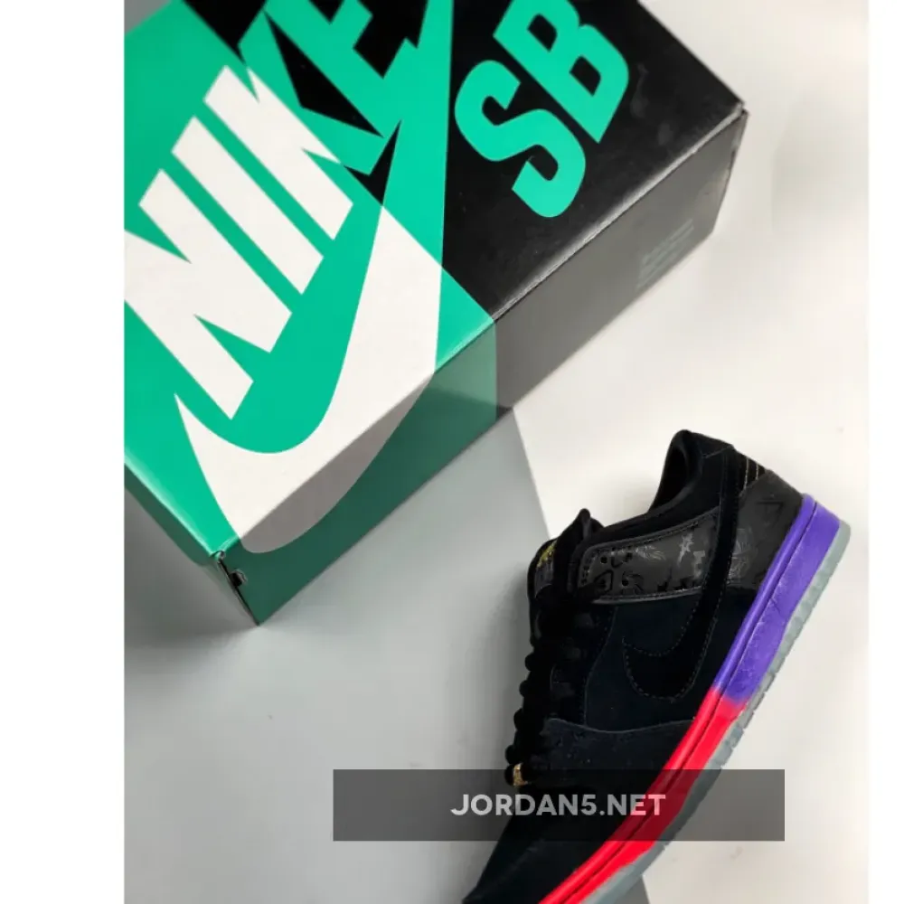 Nike SB Dunk Low “BHM” Black/Black-Purple Venom  504750-001