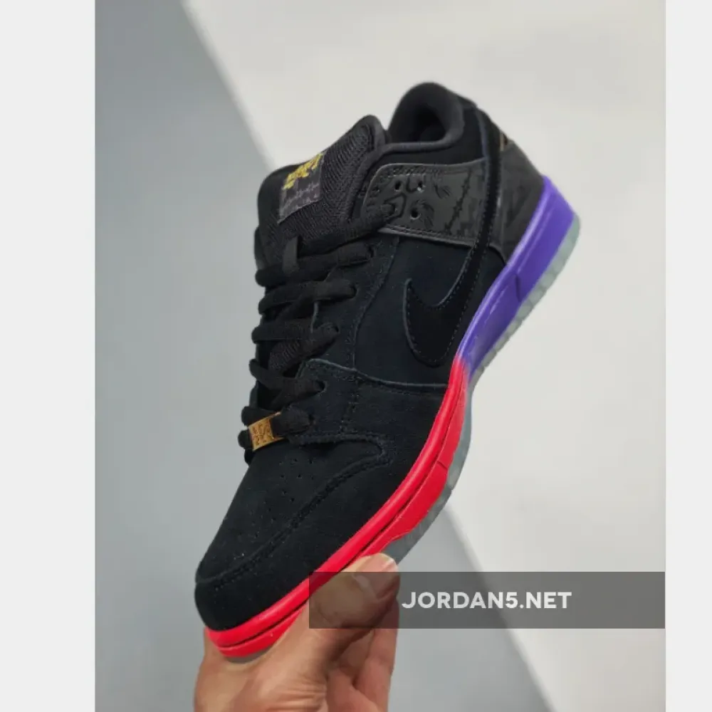 Nike SB Dunk Low “BHM” Black/Black-Purple Venom  504750-001