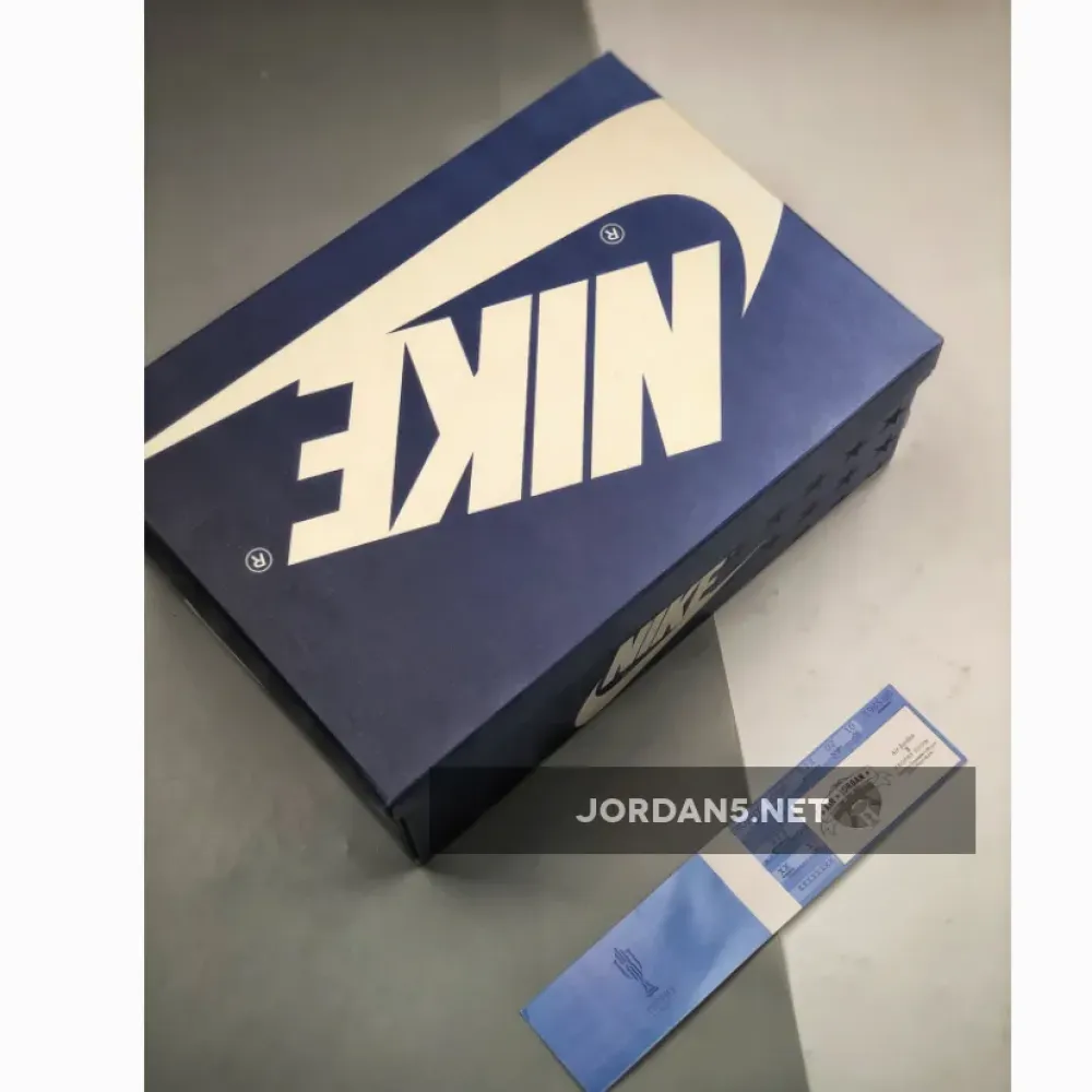 Trophy Room x Air Jordan 1 High OG SP White/Varsity Red/Sail/Black DA2728-100