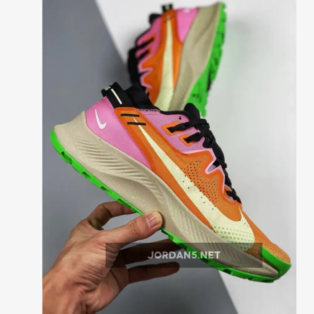 Nike Pegasus Trail 2 Bright Mango Neon CK4305-800