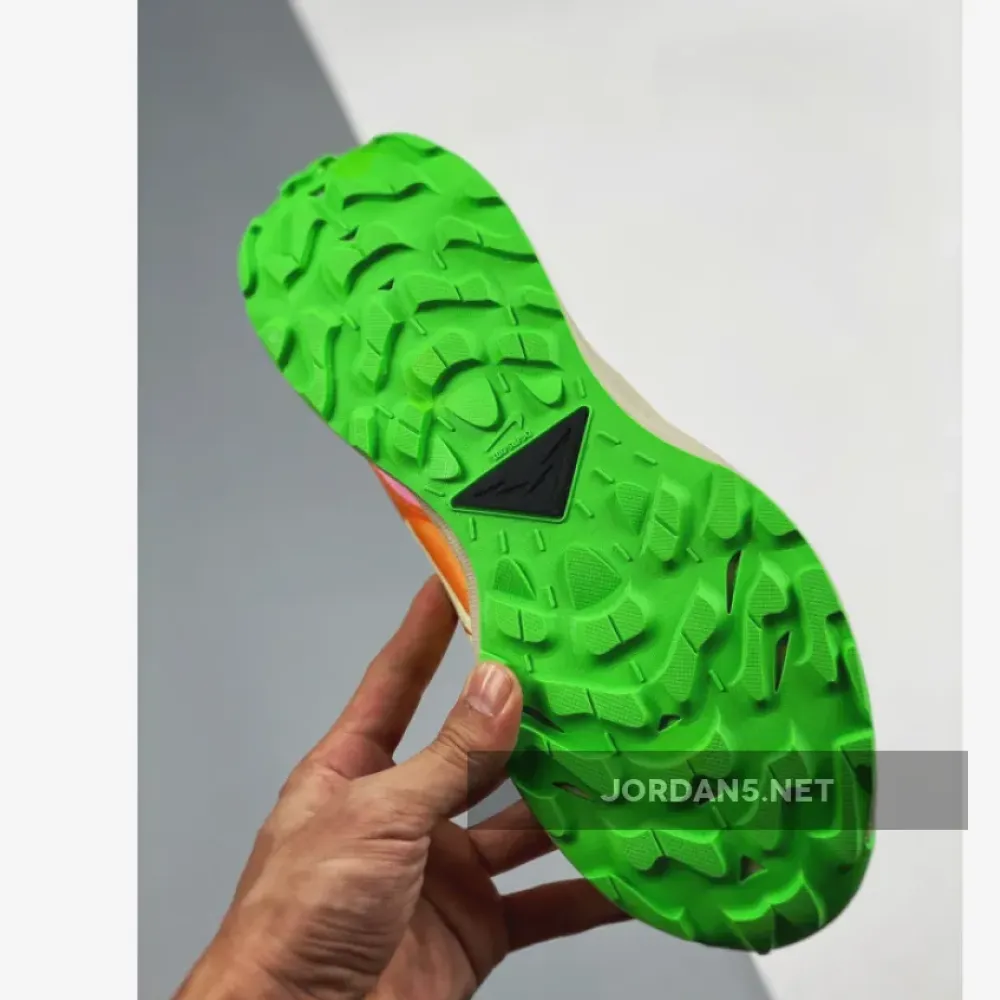 Nike Pegasus Trail 2 Bright Mango Neon CK4305-800