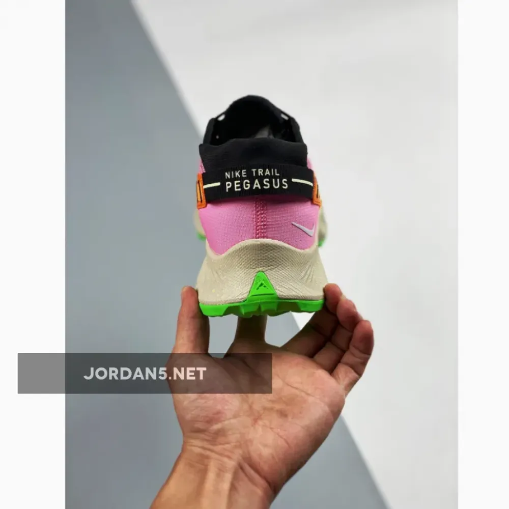 Nike Pegasus Trail 2 Bright Mango Neon CK4305-800