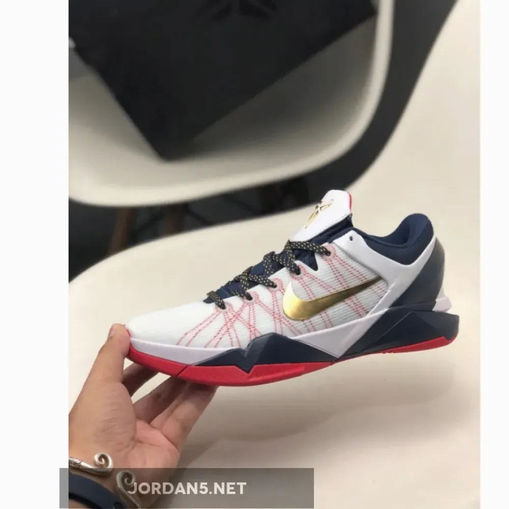 Nike Zoom Kobe 7 “Gold Medal”  488371-104