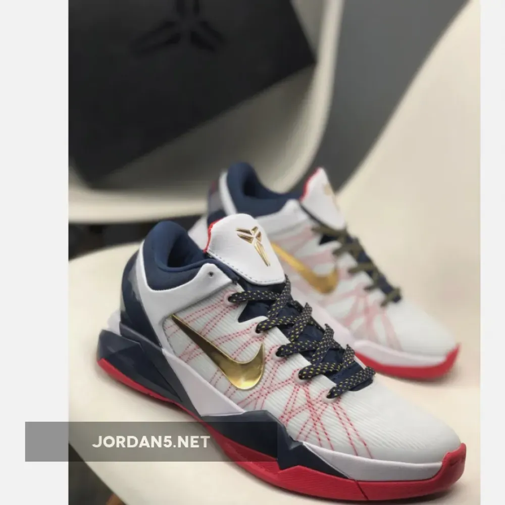 Nike Zoom Kobe 7 “Gold Medal”  488371-104