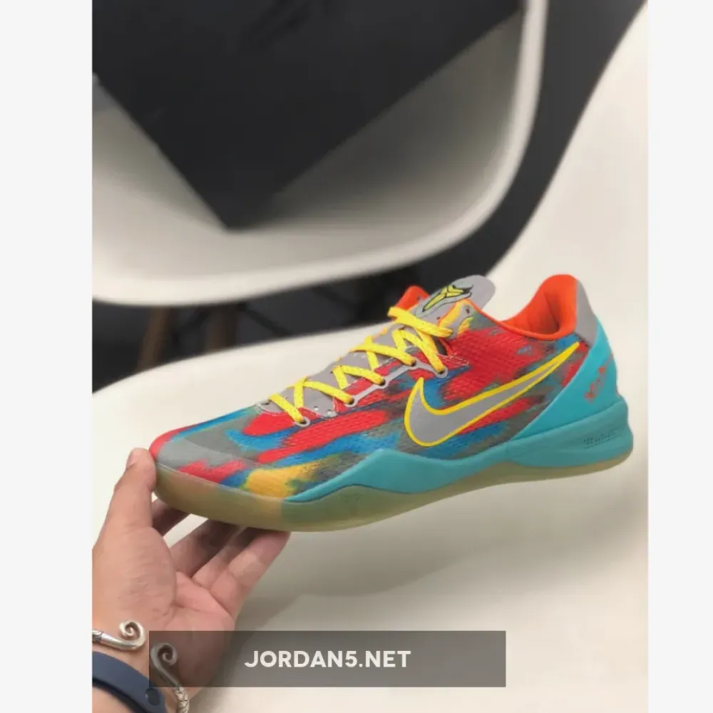 Nike Kobe 8 System ‘Venice Beach’ Grey/Metallic Silver-Tour Yellow 555035-002