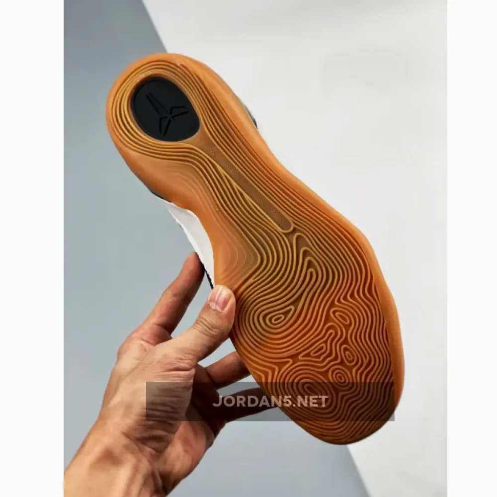 Nike Zoom Kobe 9 Premium White/Black-Gum Medium Brown