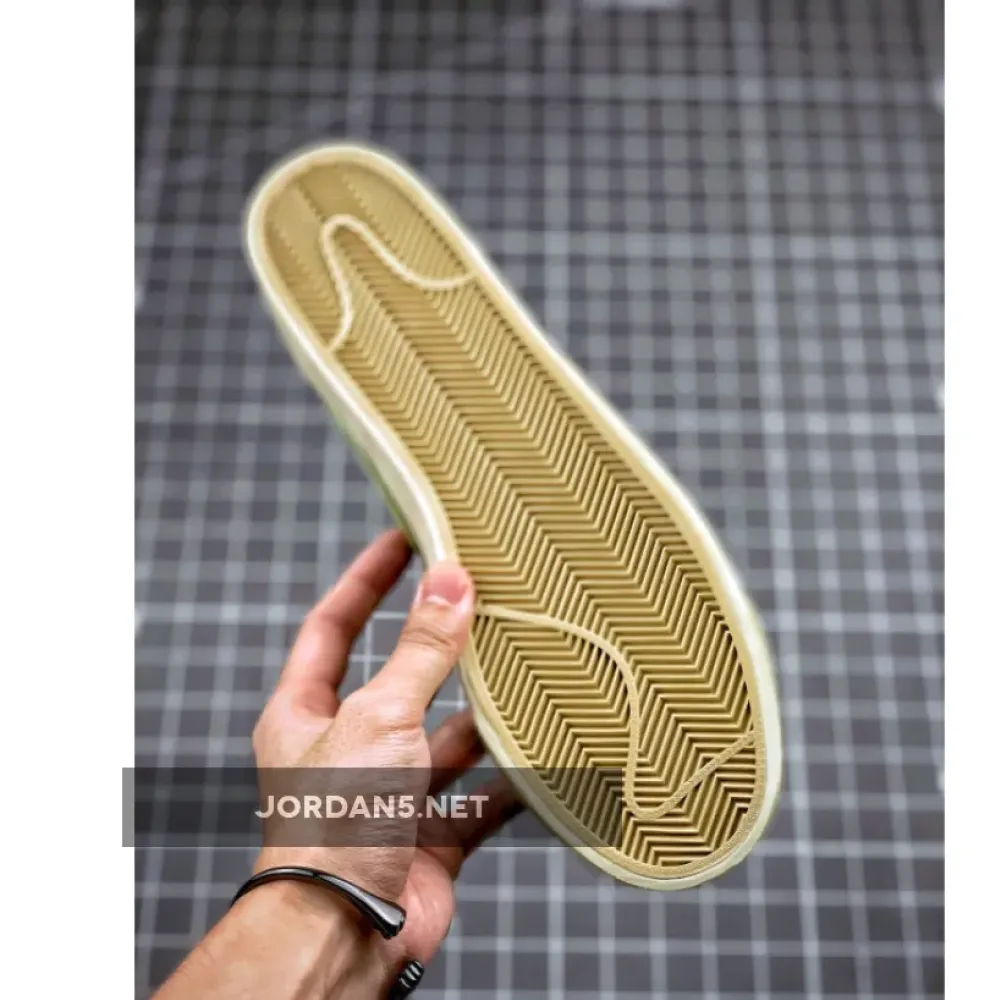 Nike Blazer Mid ’77 Olive/Lemon Venom/Fossil  CZ0462-200