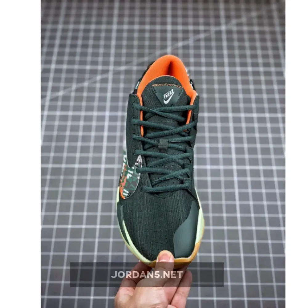 Nike Zoom Freak 2 “Bamo” Vintage Green/Pistachio Frost DC9854-300
