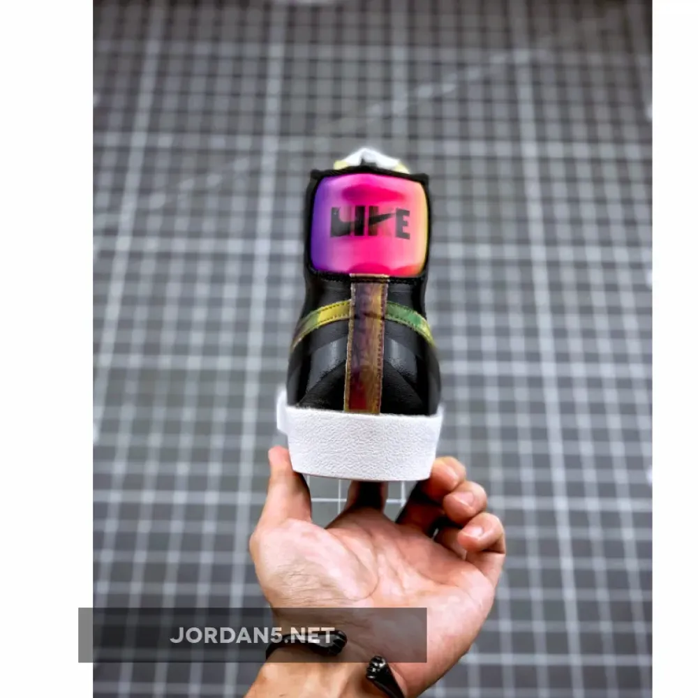 Nike Blazer Mid 77 Vintage Black Bright Cactus CZ8653-036