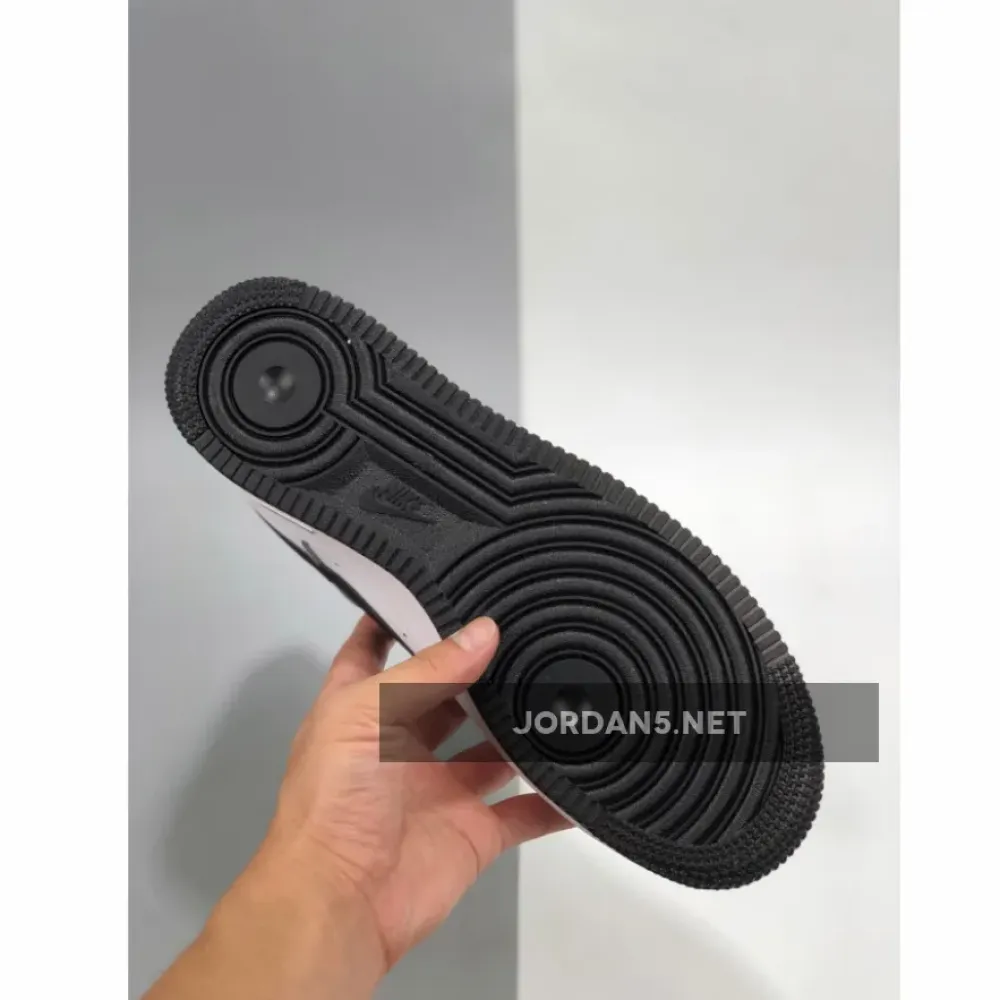 Nike Air Force 1 Low “NY vs NY”  CW7297-100