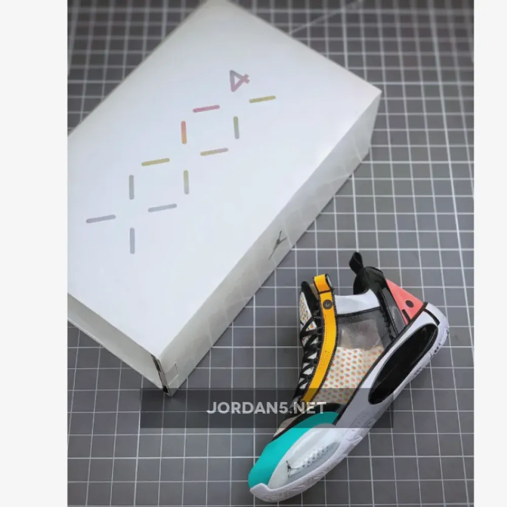Air Jordan 34 Low “Guo Ailun”  CZ7748-100