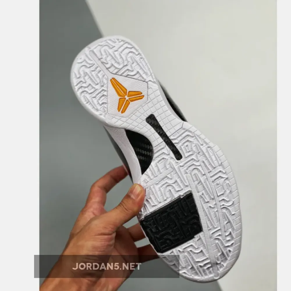 Nike Kobe 5 Protro “Alternate Bruce Lee”  CD4991-101