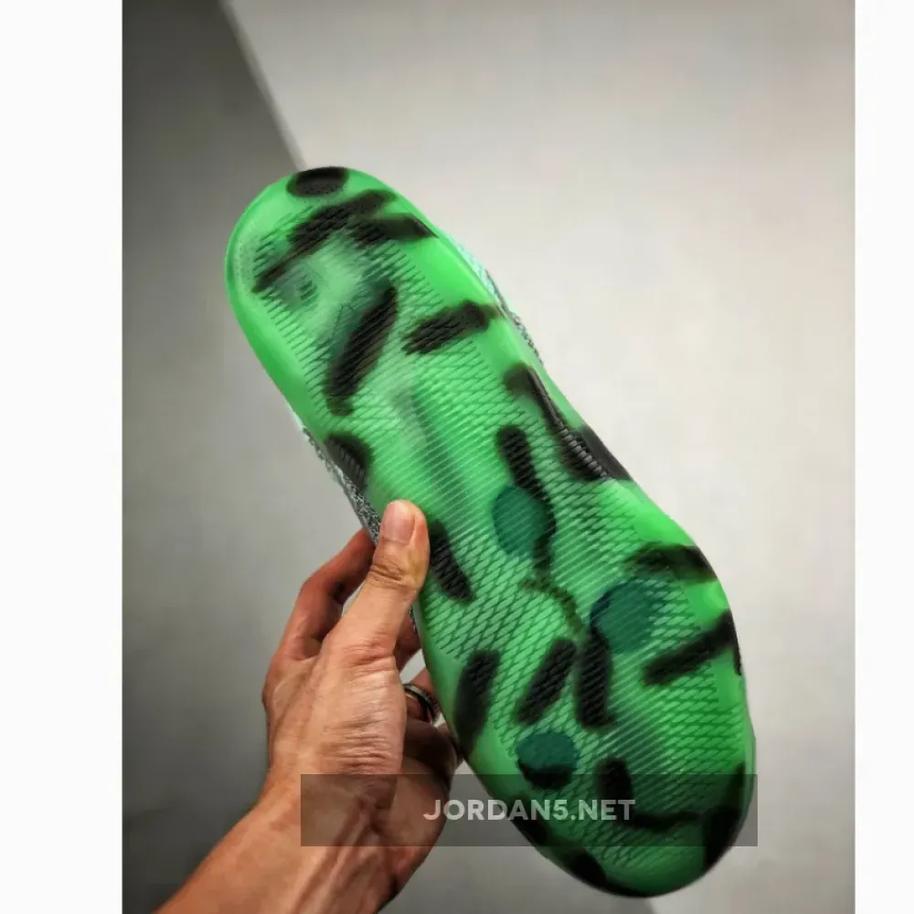 Nike Kobe 11 Elite Low “All-Star” Green Glow/Black-Persian Violet 822521-305