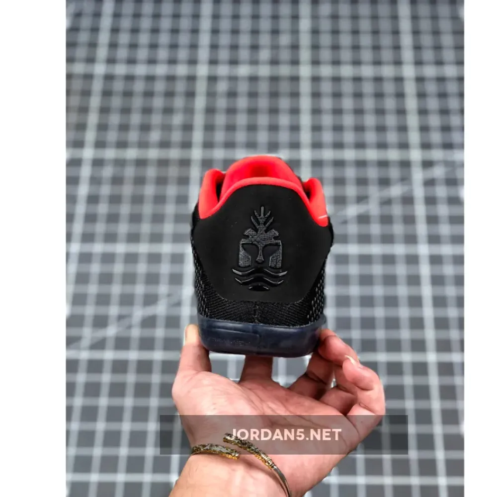 Nike Kobe 11 “Achilles Heel”  822675-670