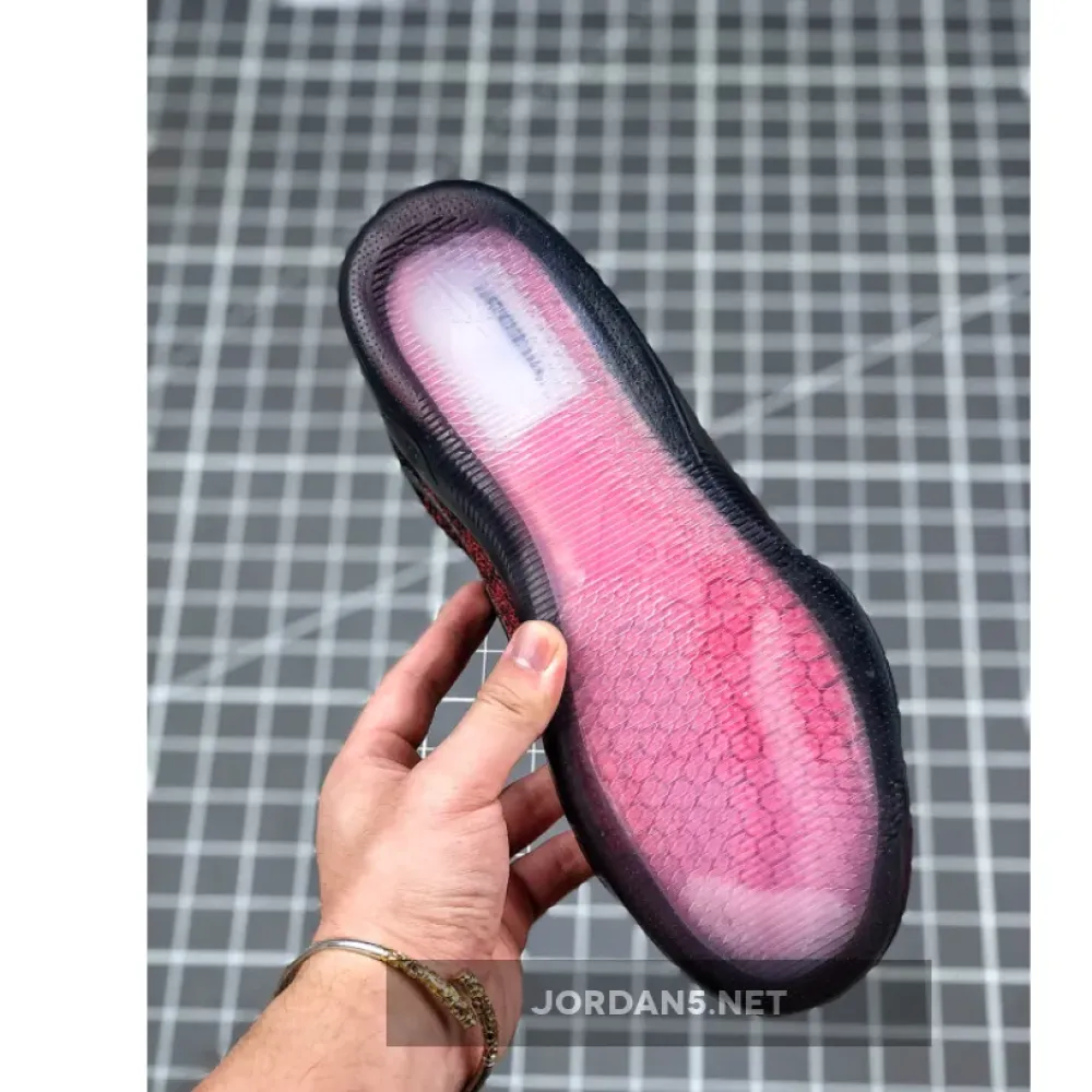 Nike Kobe 11 “Achilles Heel”  822675-670