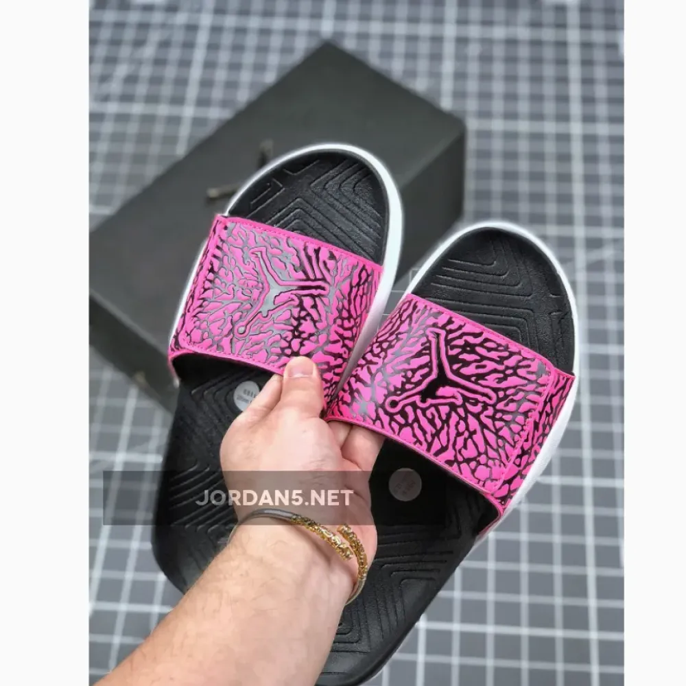 Jordan Hydro 7 V2 Black/Hyper Pink  BQ6290-061