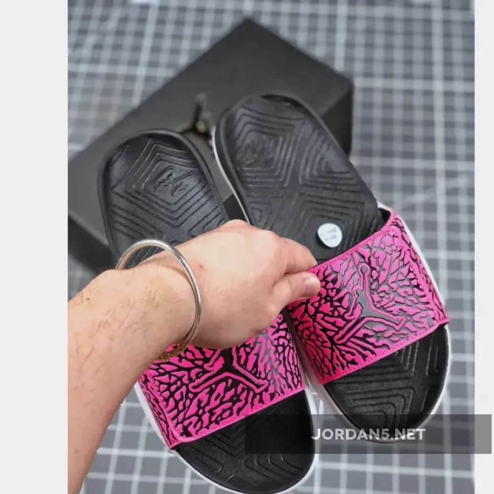 Jordan Hydro 7 V2 Black/Hyper Pink  BQ6290-061