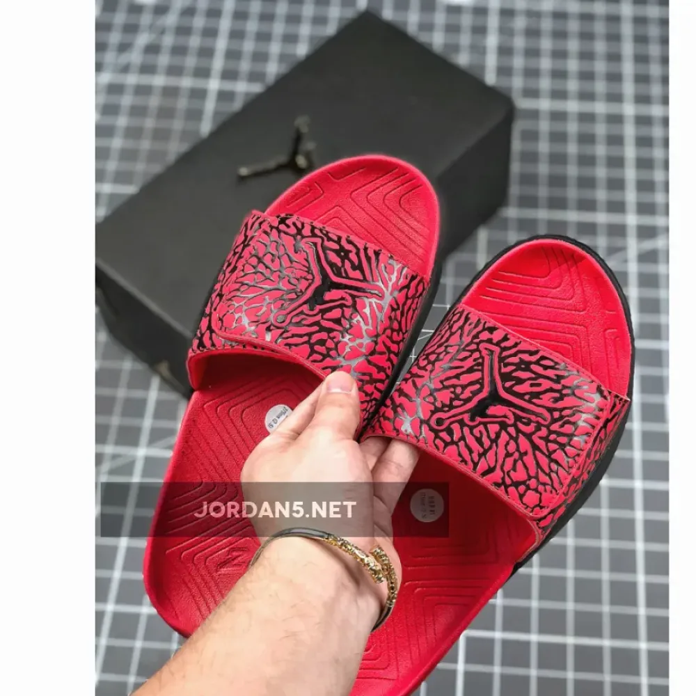 Jordan Hydro 7 V2 ‘Gym Red’  BQ6290-006