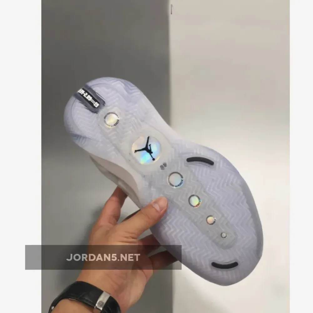 Air Jordan 34 “White Iridescent”  AR3240-101