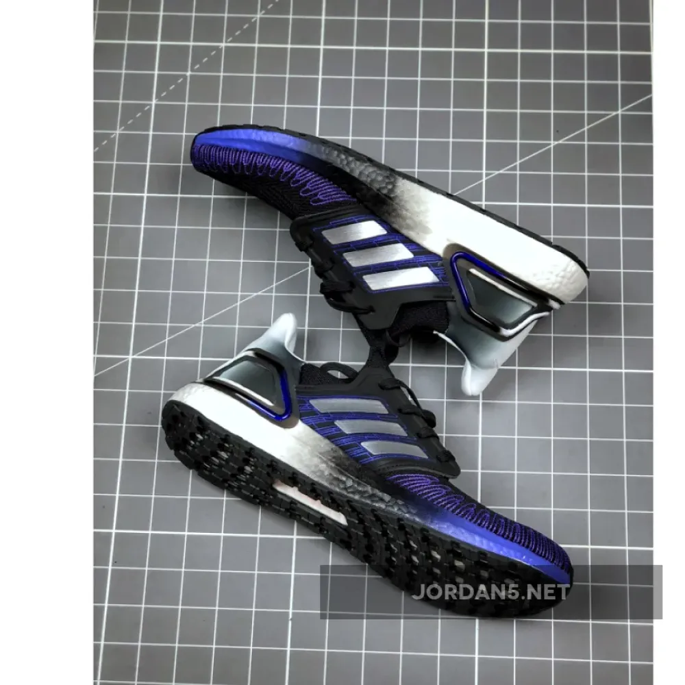 adidas Ultra Boost 20 Black/Silver Metallic/Cloud White FV0033