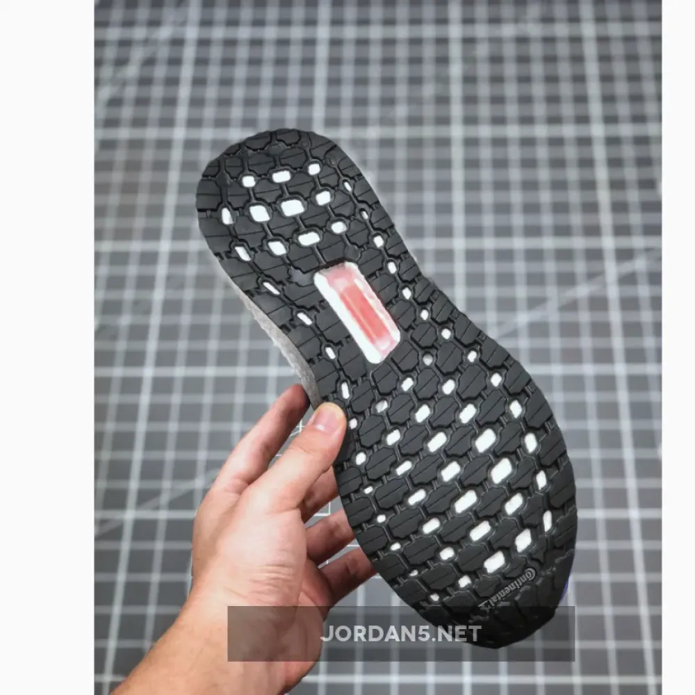 adidas Ultra Boost 20 Black/Silver Metallic/Cloud White FV0033